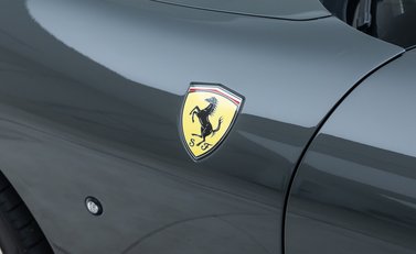 Ferrari Roma SPIDER 33