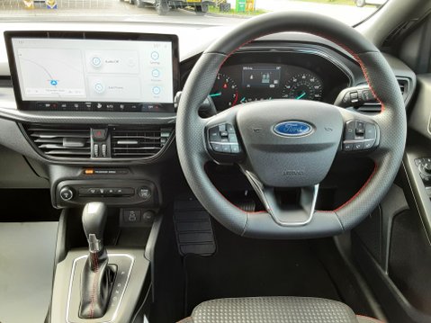 Ford Focus ST-LINE 10