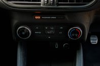 Ford Focus ST-LINE TDCI 11