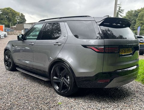 Land Rover Discovery 3.0 Discovery Dynamic HSE D MHEV Automatic 4WD 5dr 9