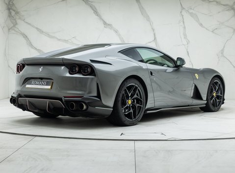 Ferrari 812 Superfast 7