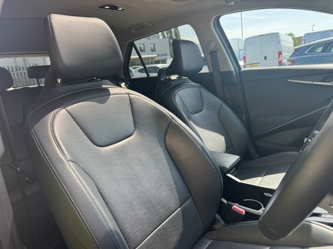 Kia Niro 64.8kWh 4 SUV 5dr Electric Auto (201 bhp) 12