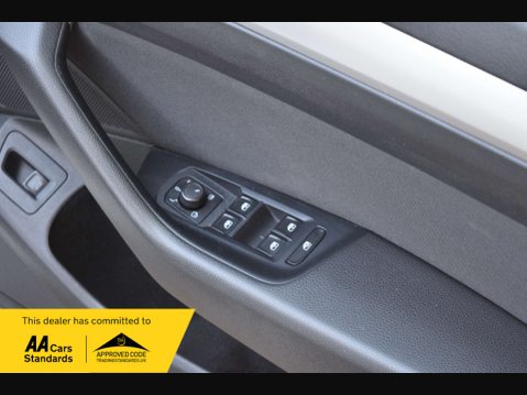 Volkswagen Passat 2.0 Passat SE Business TDI BlueMotion Technology 4dr 36