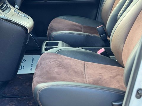 Toyota Alphard V6 4WD TOWBAR 66