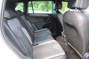 Volkswagen Tiguan 2.0 TDI R-Line SUV 5dr Diesel DSG 4Motion Euro 6 (s/s) (150 ps) 9