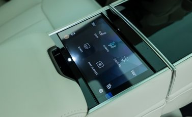 Land Rover Range Rover P550e Autobiography 17