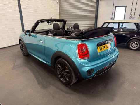 Mini Convertible 1.5 Cooper 2dr 10