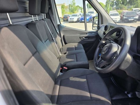 Mercedes-Benz Sprinter 2.1 314 CDI Panel Van 5dr Diesel Manual RWD L2 H2 Euro 6 (143 ps) 9