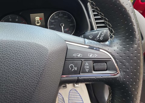 SEAT Leon 2.0 Leon Cupra 300 TSi 5dr 34