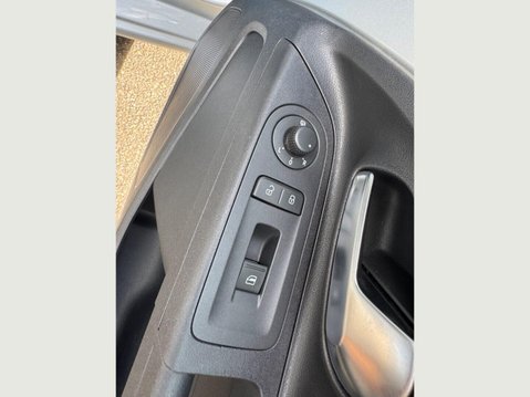 Volkswagen Up HIGH UP 39