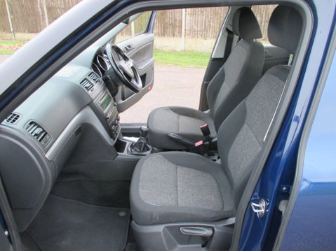 Skoda Yeti 2.0 TDI S Outdoor 4WD Euro 5 5dr 24