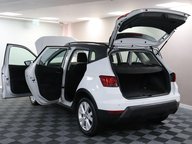 SEAT Arona TSI SE TECHNOLOGY 21