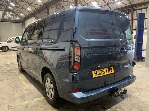Ford Transit Custom 320 LIMITED L1H1 DCIV ECOBLUE 11