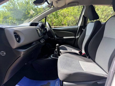 Toyota Yaris 1.5 VVT-i Icon Euro 6 5dr 31