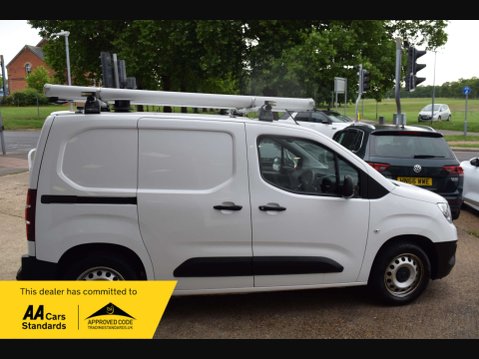 Vauxhall Combo 1.6 Combo 2300 Edition S/S 2