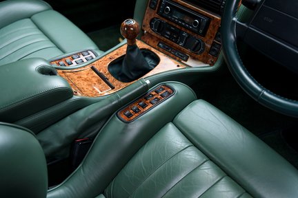 Aston Martin V8 Vantage V600 Le Mans 34