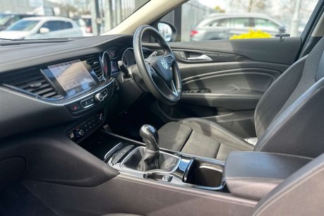 Vauxhall Insignia 1.6 Insignia SRi Nav ecoTec TD 5dr 42