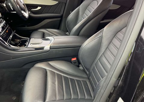 Mercedes-Benz GLC 2.0 GLC300e 13.5kWh AMG Line SUV 5dr Petrol Plug-in Hybrid G-Tronic+ 4MATIC 10