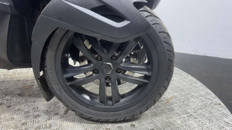 Piaggio MP3 Yourban Sport LT 2013 28K TRIKE 3 WHEELER CAR LICENCE 300CC BIKE SCOOTER 14