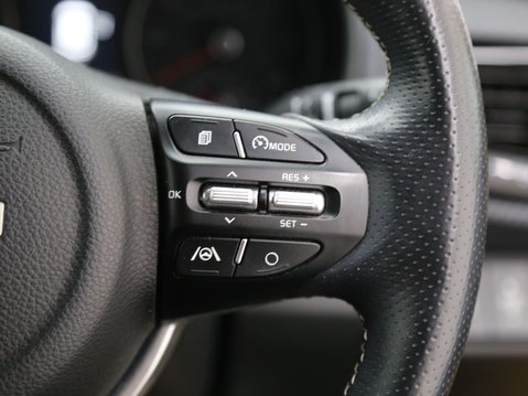 Kia Stonic 1.0 T-GDi MHEV GT-Line S Euro 6 (s/s) 5dr 12