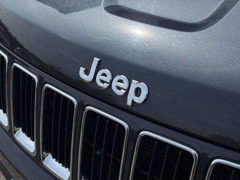 Jeep Grand Cherokee 3.0 V6 CRD Limited SUV 5dr Diesel Auto 4WD Euro 5 (247 bhp) 13
