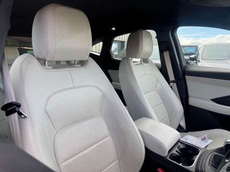 Jaguar E-Pace 2.0 E-PACE R-Dynamic S D 4x2 5dr 4