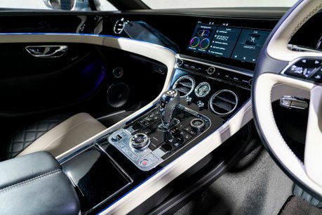 Bentley Continental GT V8. MULLINER SPEC. TOURING SPEC. CENTENARY SPEC. ROTATING DISPLAY. B&O. 34