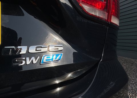 MG MG5 EV 61kWh EXCITE 13