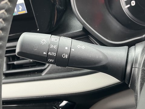 Suzuki Swift 1.2 Mild Hybrid Motion 5dr 26