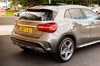 Mercedes-Benz GLA Class GLA 200 D 4MATIC AMG LINE PREMIUM PLUS 8