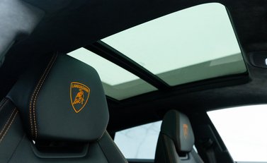 Lamborghini Urus 11