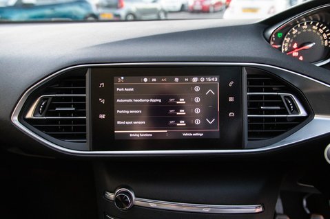 Peugeot 308 PURETECH S/S TECH EDITION 27