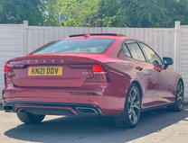 Volvo S60 2.0 B5 MHEV R-Design Saloon 4dr Petrol Hybrid Auto Euro 6 (s/s) (250 ps) 5