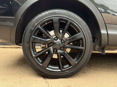 Nissan Qashqai 1.6 Qashqai Tekna dCi CVT 5dr 7