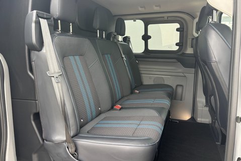 Ford Transit Custom 320 L1 Sport 170 ps Automatic AWD DCIV with Tailgate 18