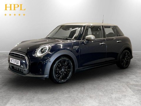 Mini Hatch 1.5 Cooper Exclusive Hatchback 5dr Petrol Steptronic Euro 6 (s/s) (136 ps) 3