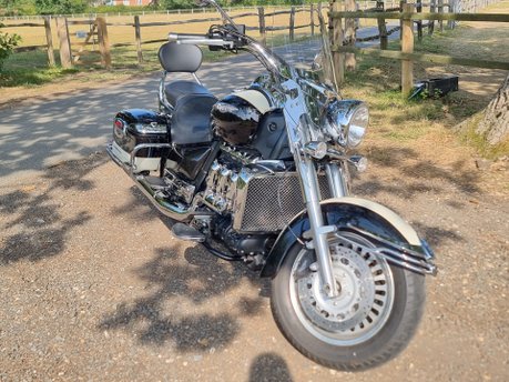 Triumph Rocket 111 Touring Old English White over Black 1 owner from New
