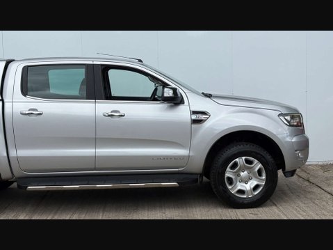 Ford Ranger 3.2 Ranger Limited Edition 4x4 Double Cab TDCi Auto 4WD 5dr 11