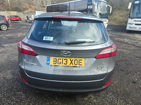 Hyundai i30 CRDI CLASSIC BLUE DRIVE 3