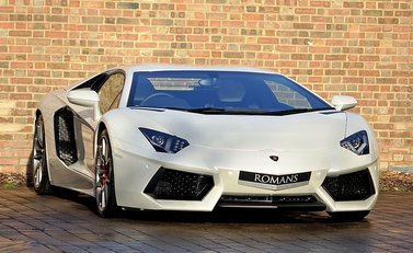 Lamborghini Aventador LP 700-4 1