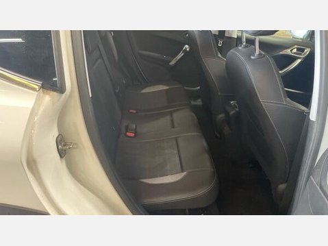 Peugeot 2008 1.2 PureTech Allure Euro 6 (s/s) 5dr 9