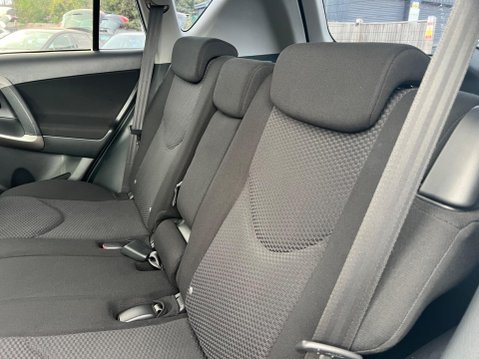 Toyota Rav4 2.0 XT-R 4WD 5dr 25