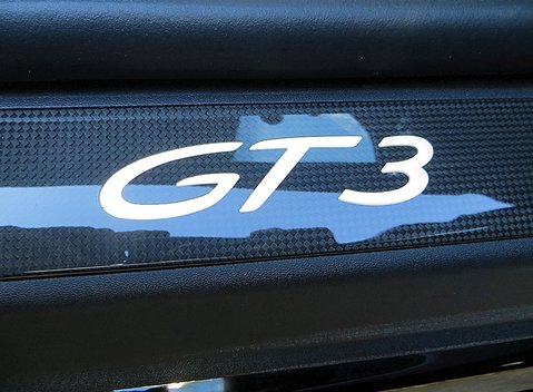 Porsche 911 (997) GT3 RS 8