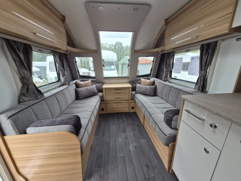 Bailey Pegasus grande GT 75 Amalfi  13