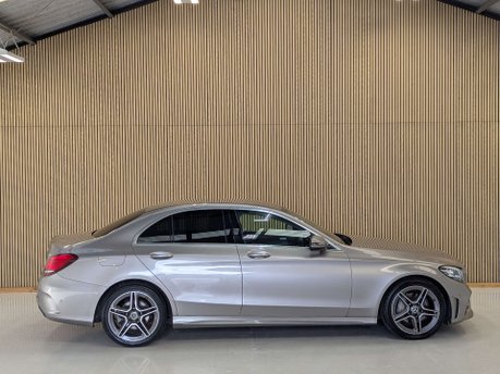 Mercedes-Benz C Class 2.0 C 220 AMG Line D Auto 4dr 14