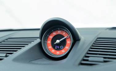 Porsche 911 Carrera GTS (992) 16