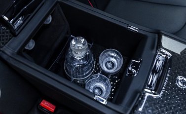 Rolls-Royce Cullinan BLACK BADGE 24