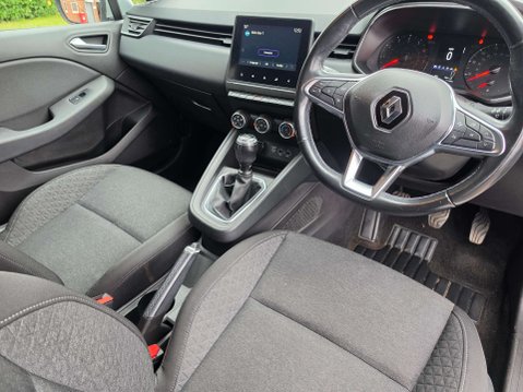 Renault Clio 1.0 Clio Iconic TCe 5dr 47