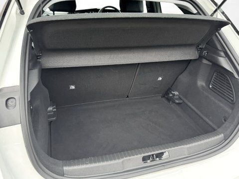 Vauxhall Mokka 1.2 Turbo 100 Elite Edition 5dr 32