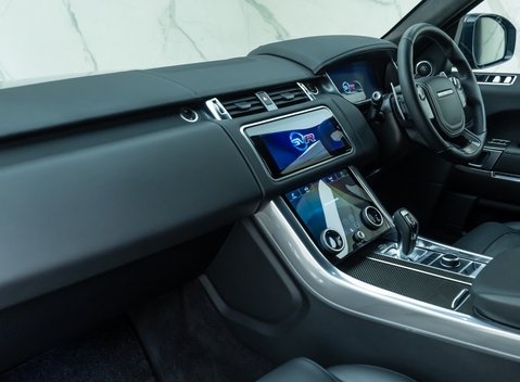 Land Rover Range Rover Sport SVR Urban 19